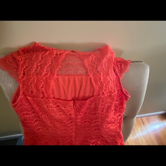 Dress - Picture 3 of 4